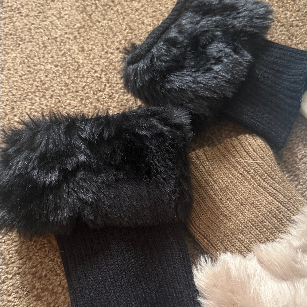 Faux Fur Knit Boot Cuffs Set - Picture 2 of 8